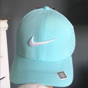 NWT nike hat